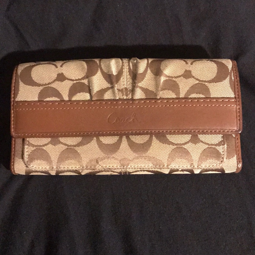 Coach wallet